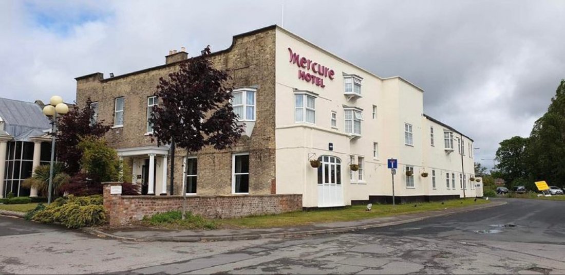 GHOST HUNT AT FAIRFIELD MANOR, YORK (THE OLD SANATORIUM), Mercure York
