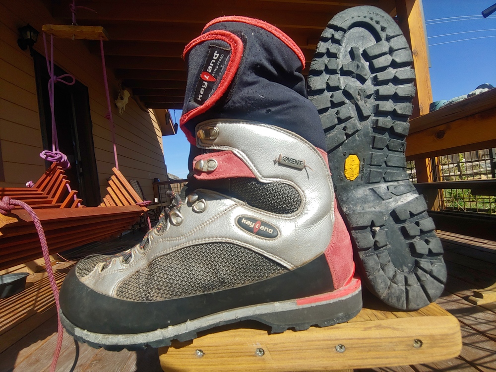 11.5 Boots, Crampons