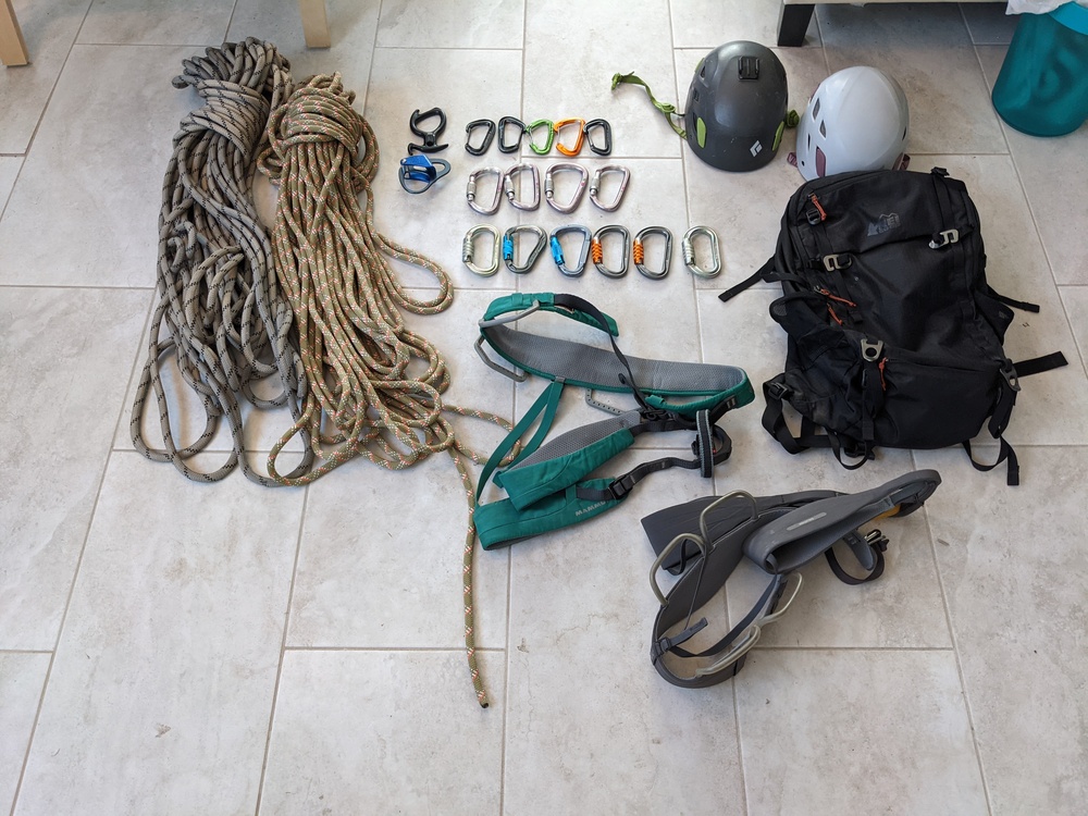 FS Ropes, Helmets, Harnesses, Petz Thread Detail Lightweight Hiker