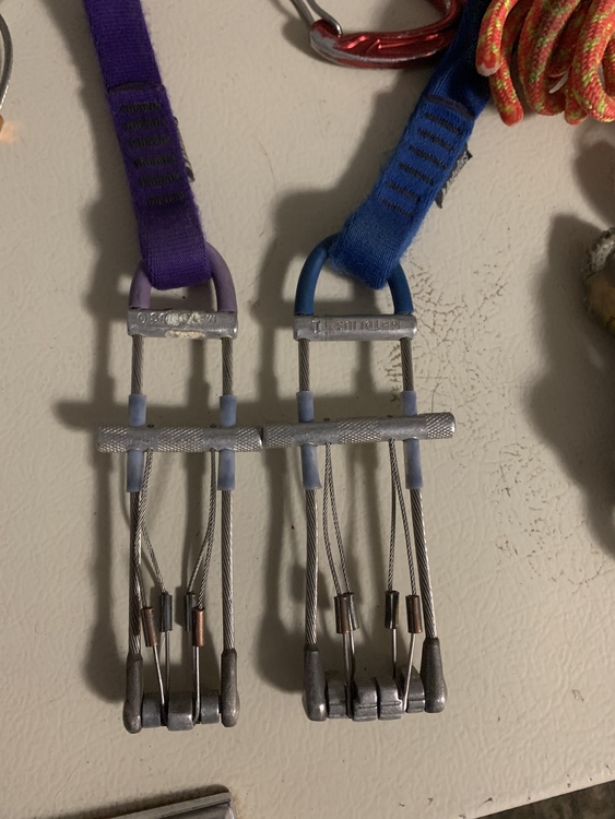 FS Alpine Draws, Quickdraws, Carabiners, Cams, Belay Gloves, Tent