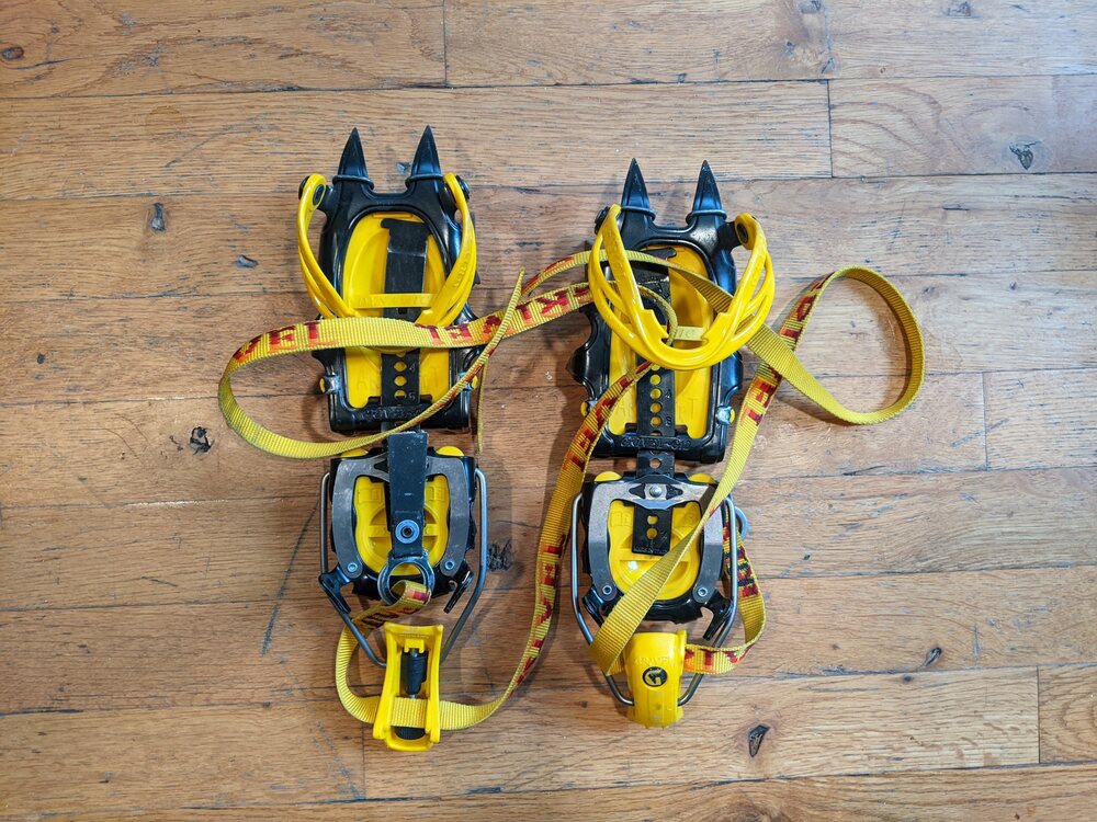 FS g12 crampons