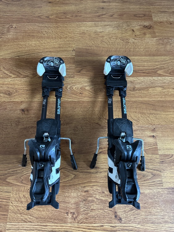 FS Ski mountaineering pack and Salomon Guardian bindings