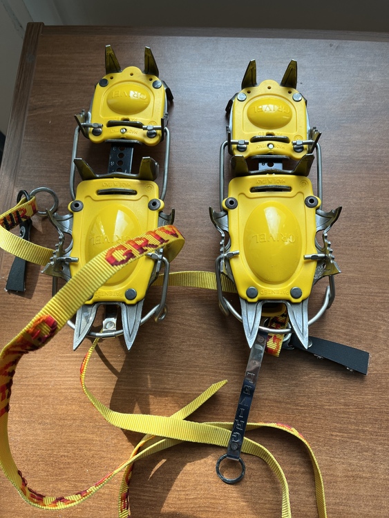 Selling Trad and Içe Climbing Gear Montreal