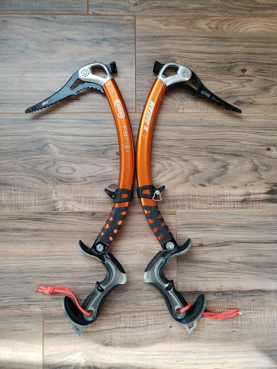 SOLD Camp Cassin XDream Alpine Ice Tools