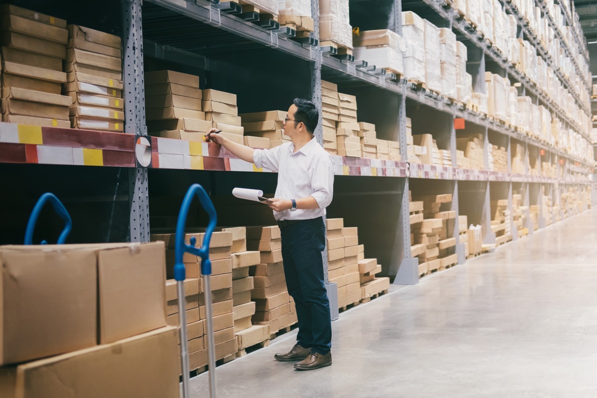 How to Buy Wholesale to Start a Retail Business?