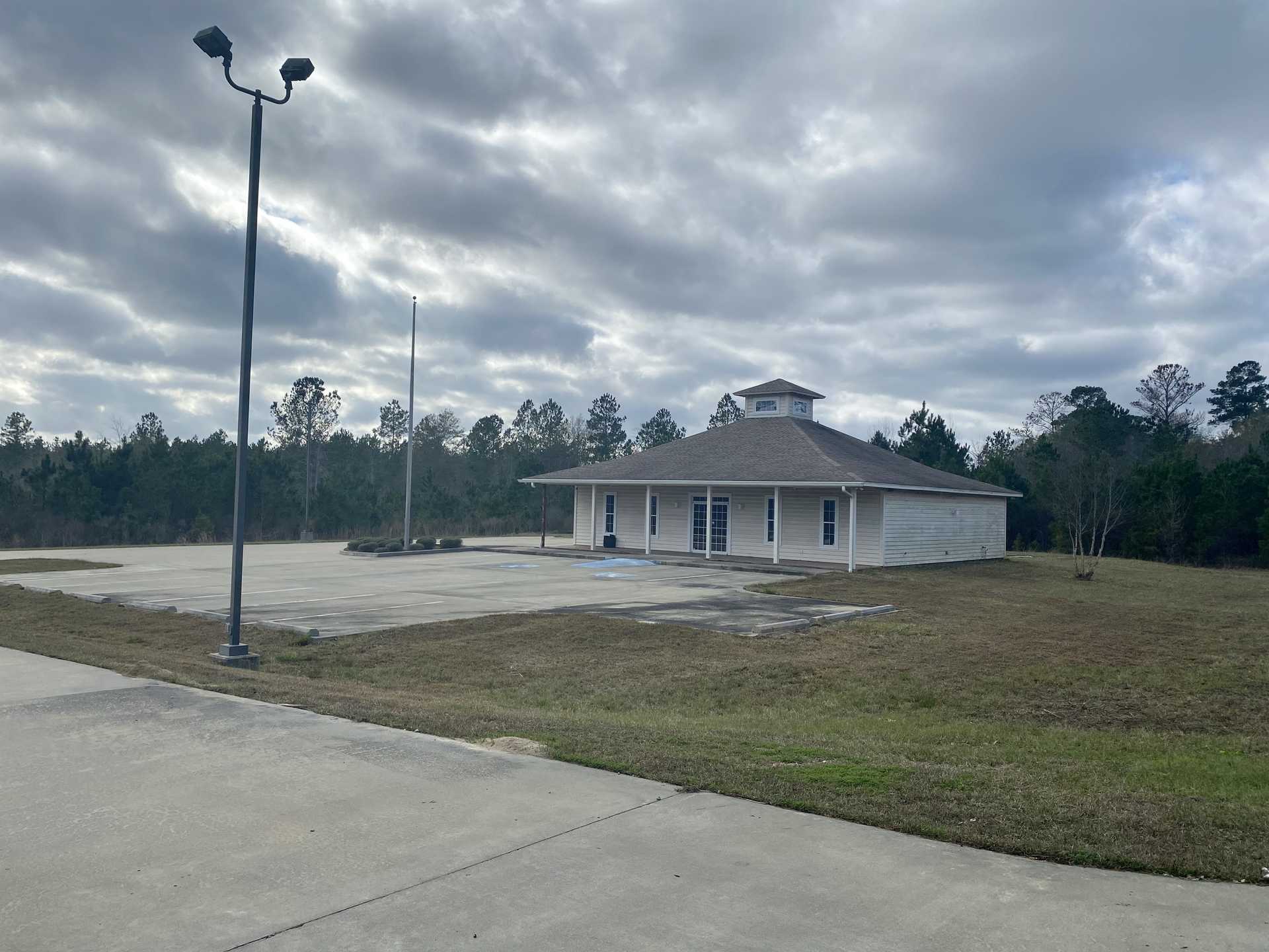 House for Sale 0/1.0, 2100 sq ft 601 Main St, Odum,