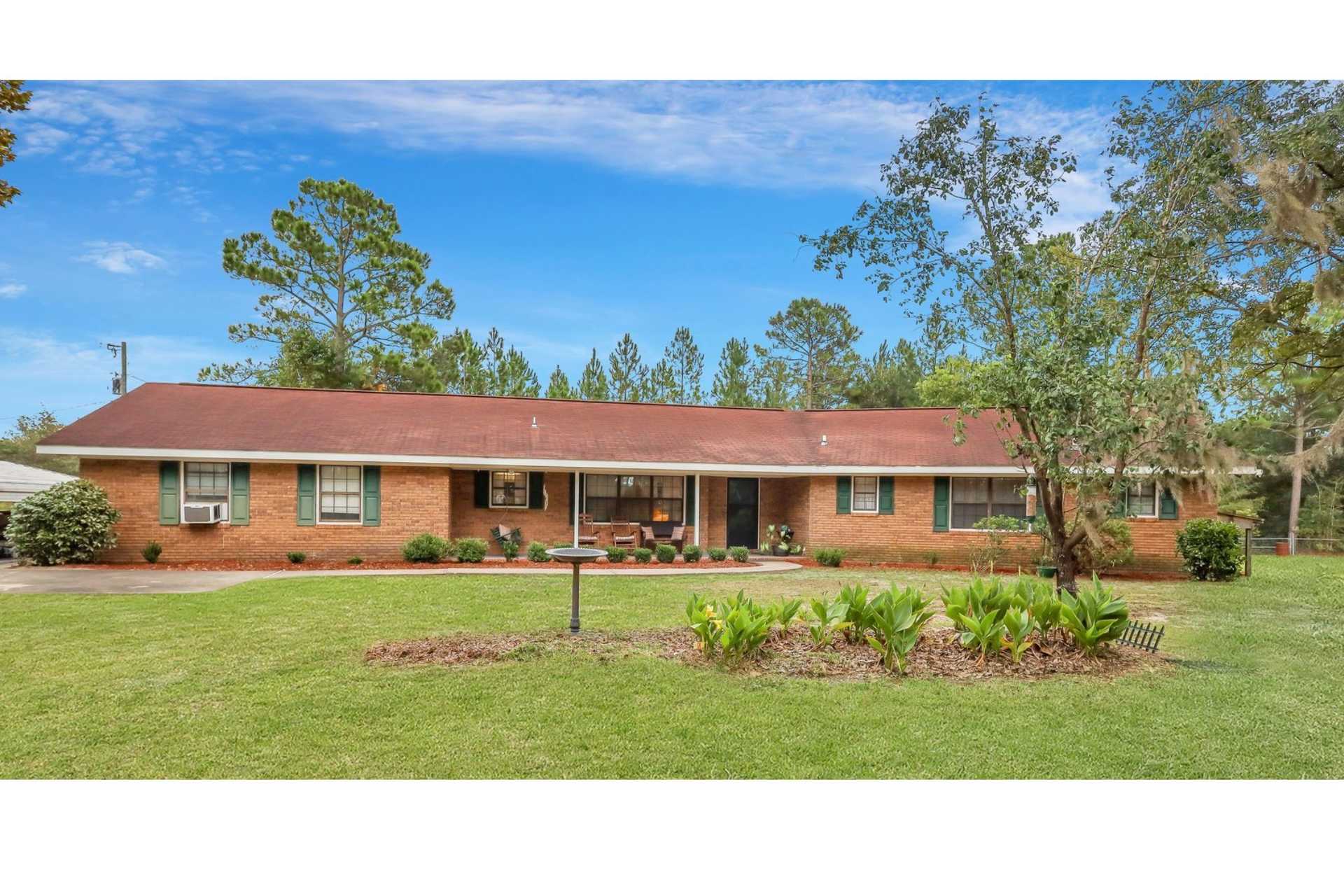 House for Sale 4/3.0, 2400 sq ft 554 Woods Bridge Rd, Jesup,