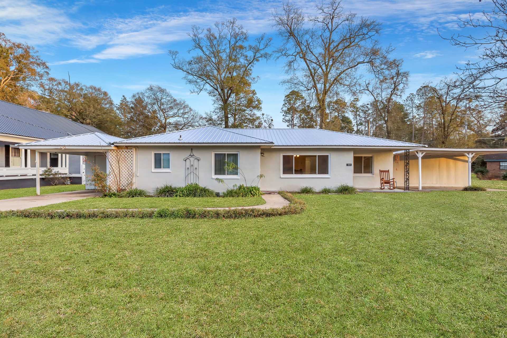 House for Sale 3/1.0, 1312 sq ft 535 S. Third St., Jesup,