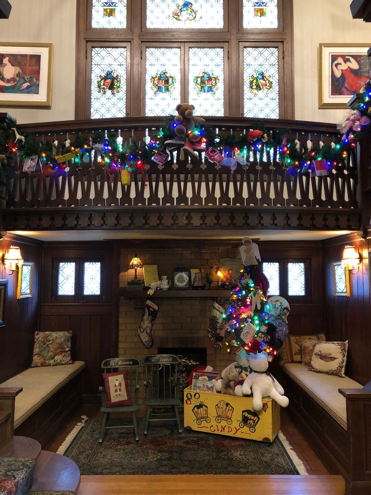Take a Look Inside One of Hamilton's "Twelve Houses of Christmas" Tour