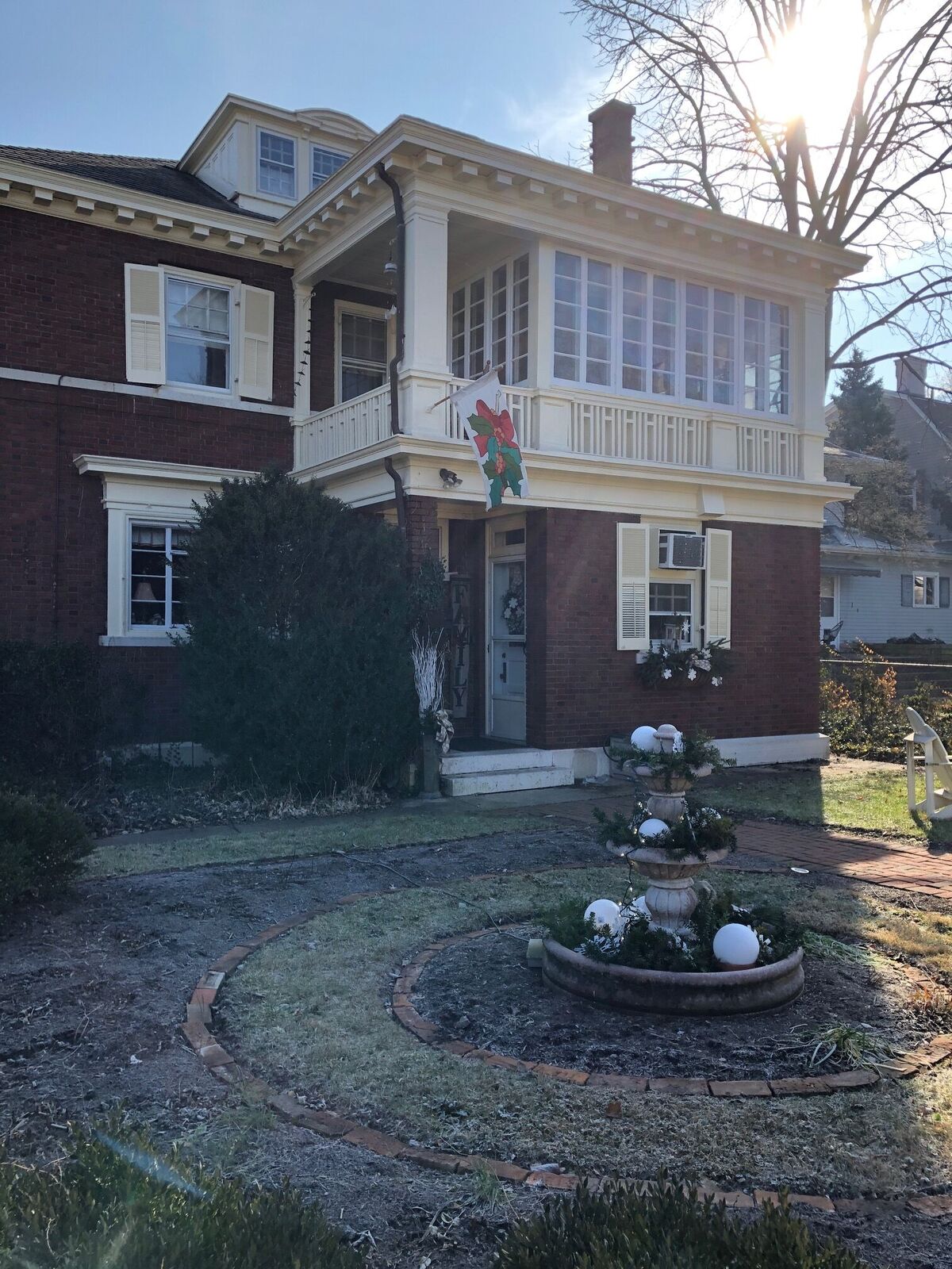 Take a Look Inside One of Hamilton's "Twelve Houses of Christmas" Tour