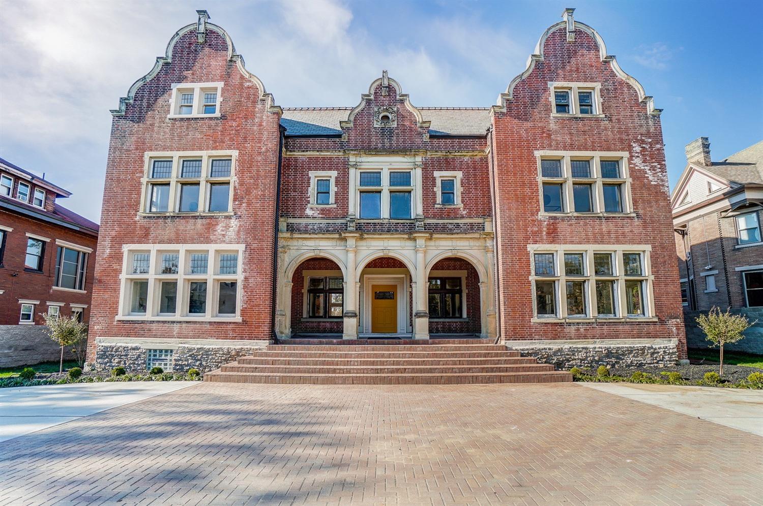 A Historic Avondale Mansion Gets a Reno Fit for the 21st Century