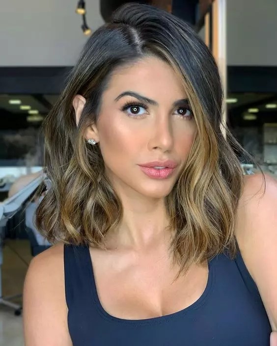 75 Most Popular Shoulder Length Hairstyles For Women 2025 Fabbon