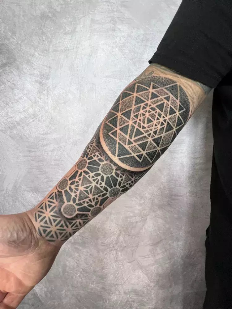 25 Top Geometric Tattoo Designs 2023 Fabbon