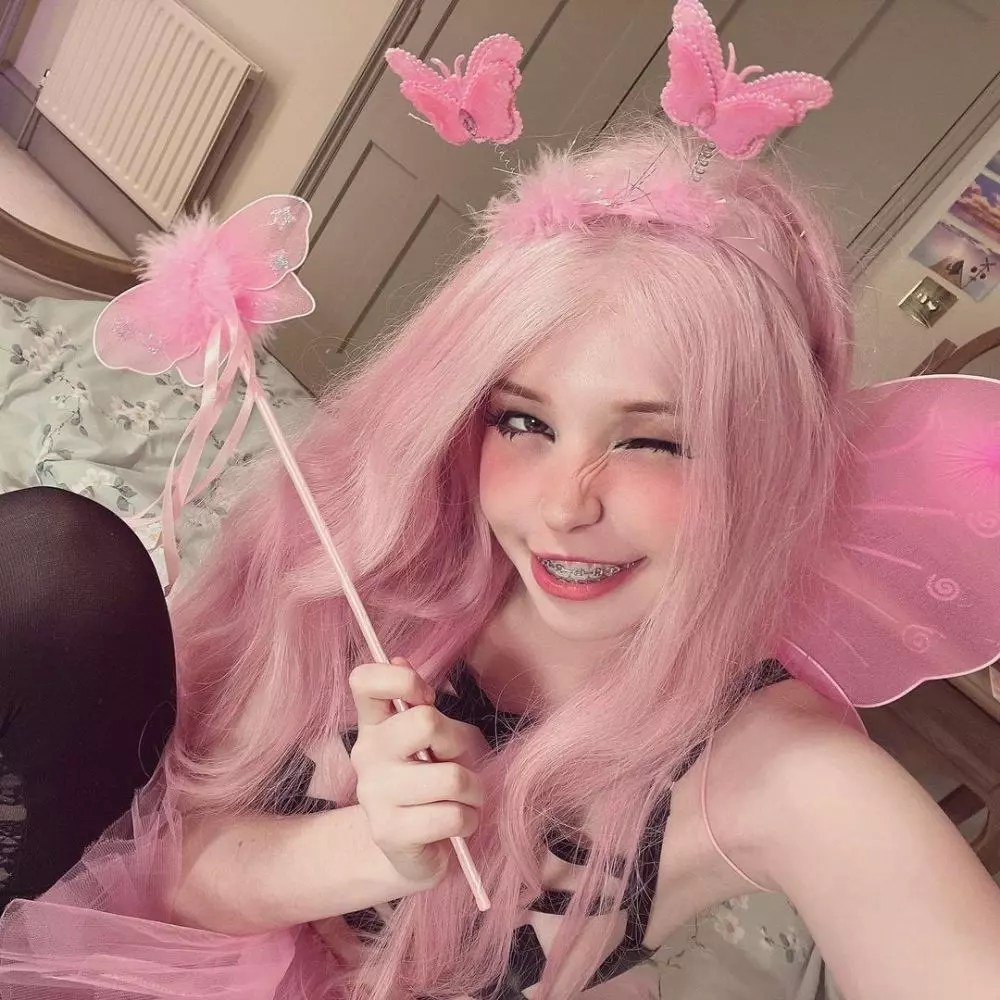 Who Is Belle Delphine 15 Surprising Facts About The Star Fabbon(04)