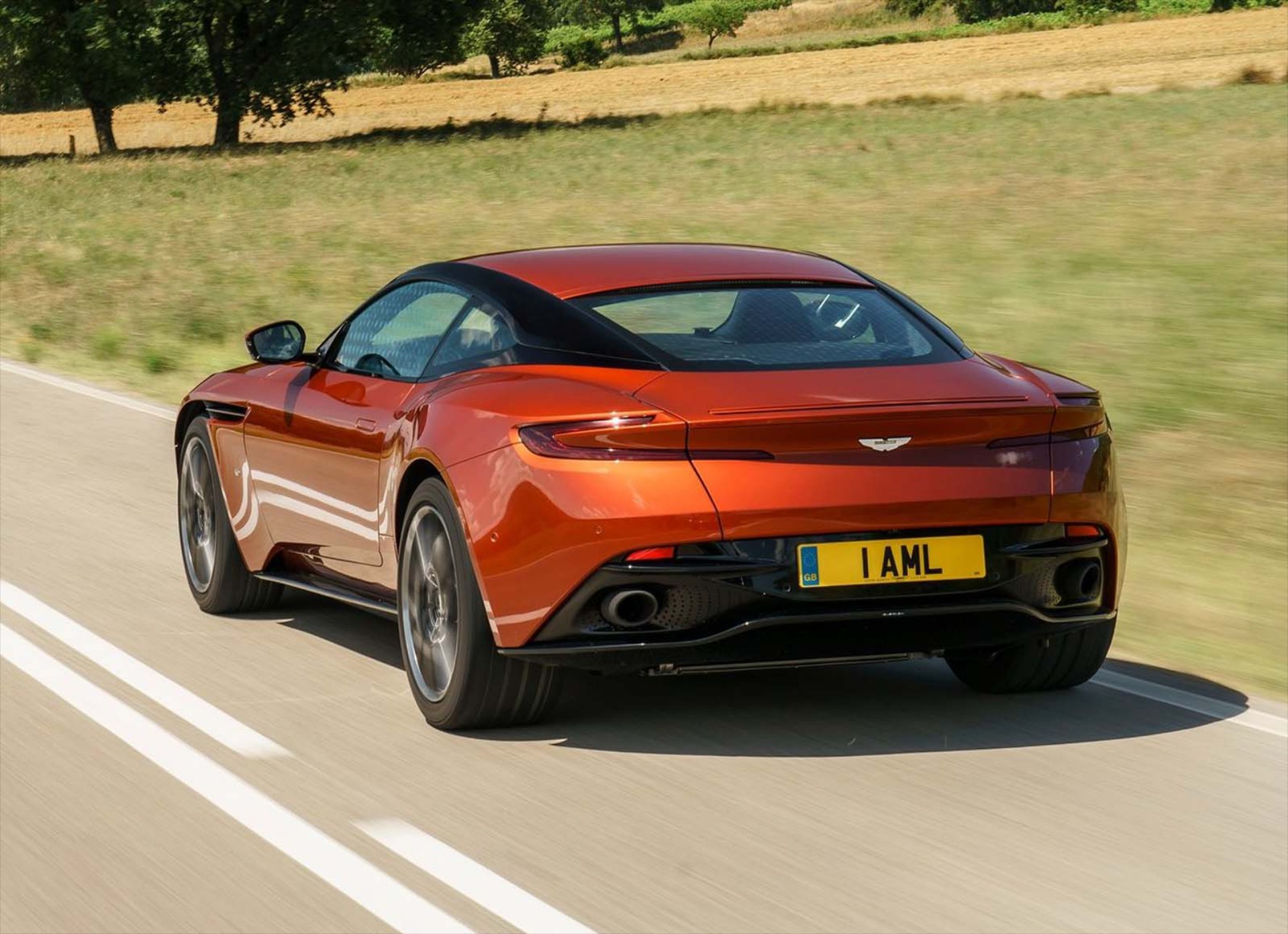 Απίστευτη τιμή της Aston Martin DB11 στην Ινδία