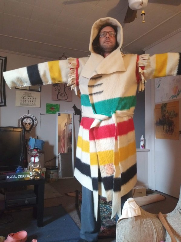 SOLD Hudson bay capote xl/xxl The Muzzleloading Forum