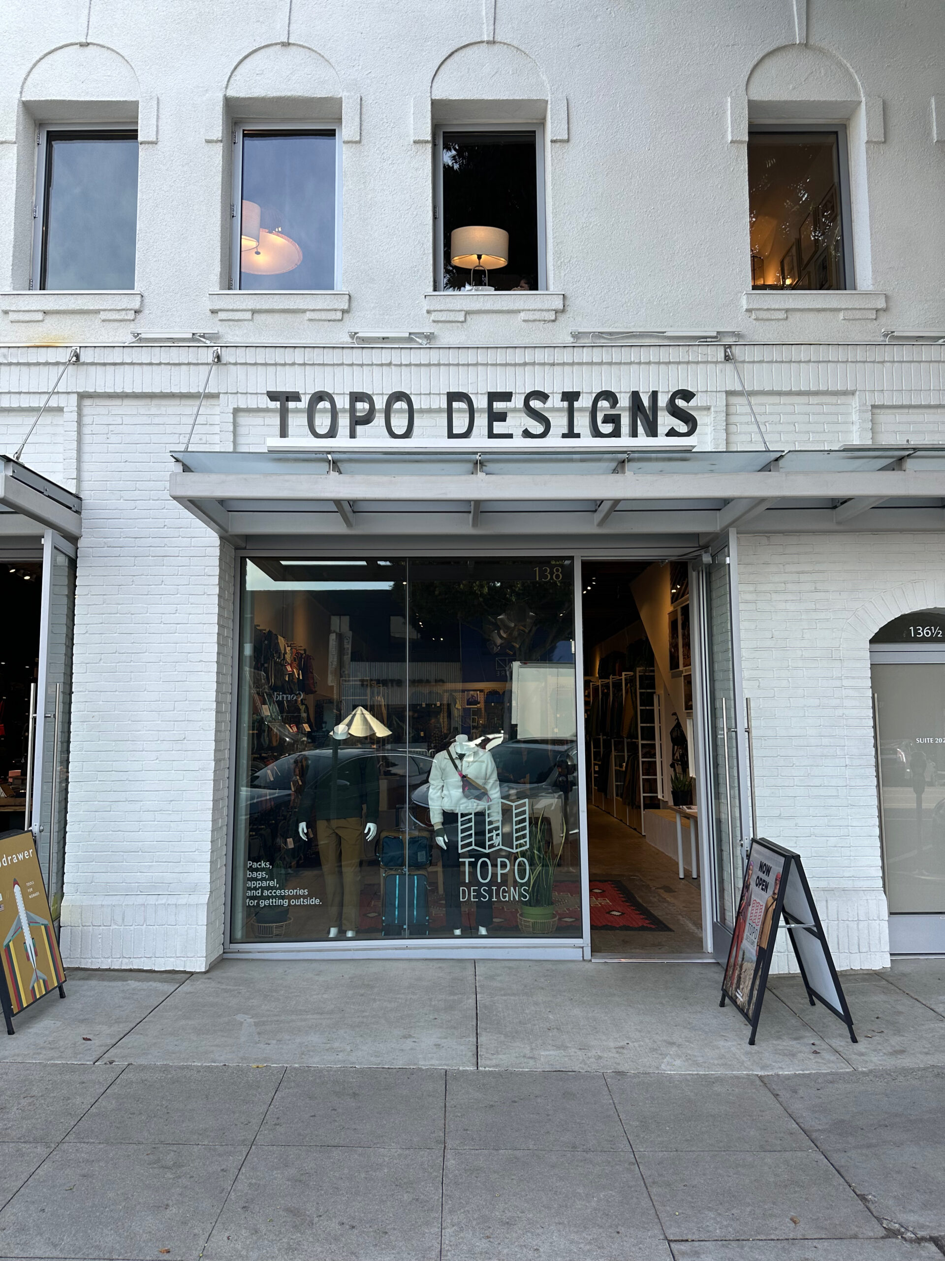 Topo Designs Open On Larchmont Larchmont Buzz Hancock Park News