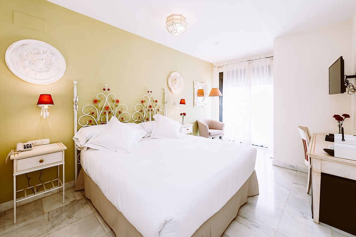 Basic Hotels Doña Manuela en Sevilla  Oficial