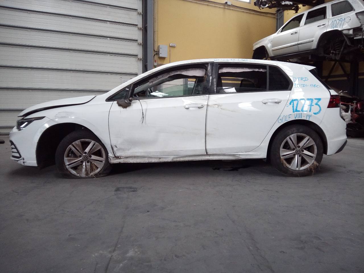 5H18570974PK GLOVE COMPARTMENT / 2510477 FOR VOLKSWAGEN GOLF VIII LIM