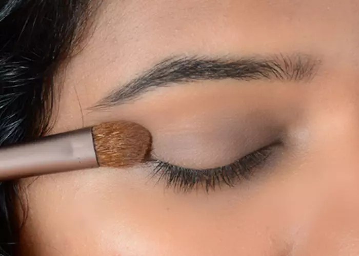 Easy Gold Eye Makeup Tutorial