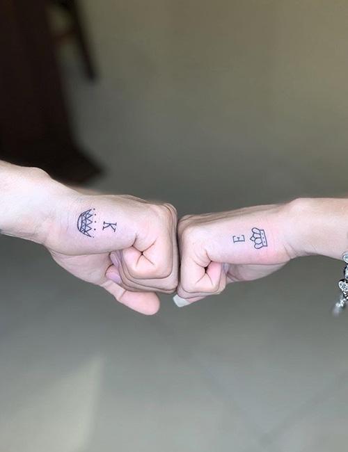 26 beste TattooIdeen und Designs für Paare mit tiefer Bedeutung