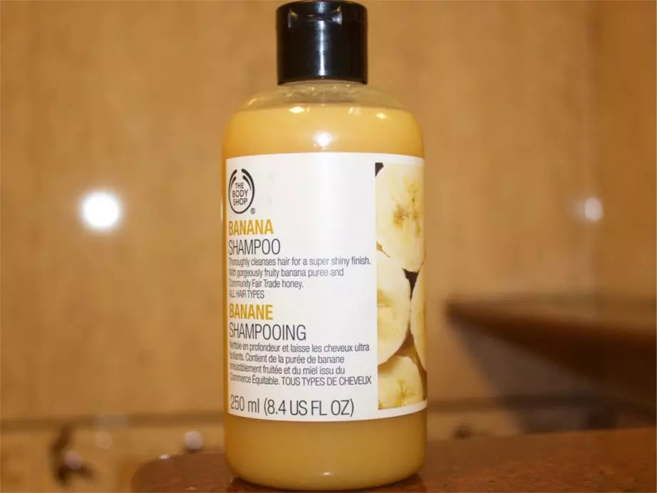 The Body Shop Banana Truly Nourishing Shampoo Reviews, Price, Benefits