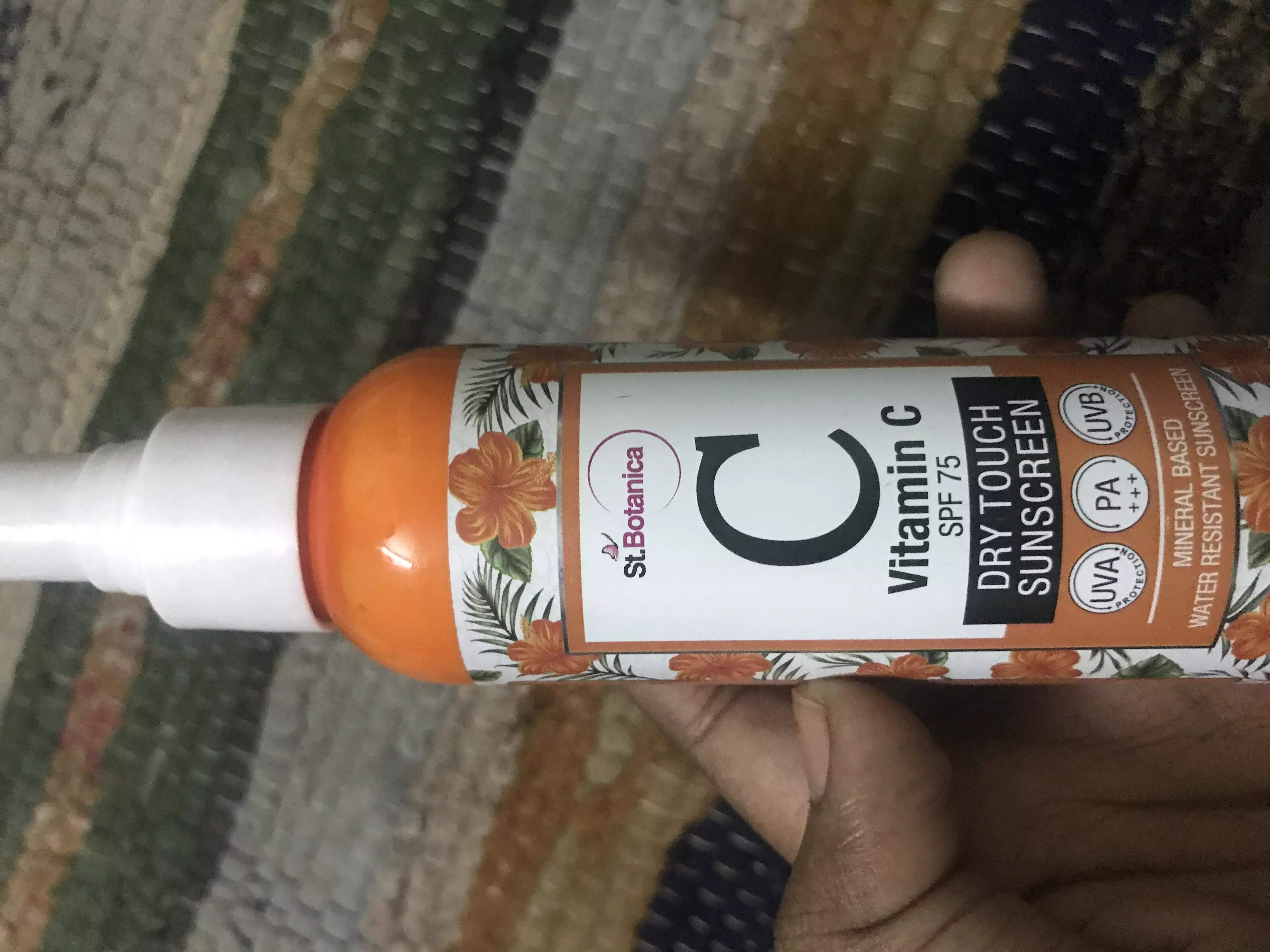 St.Botanica Vitamin C SPF 75 Dry Touch Sunscreen UVA UVB PA+++ Reviews, Ingredients, Benefits