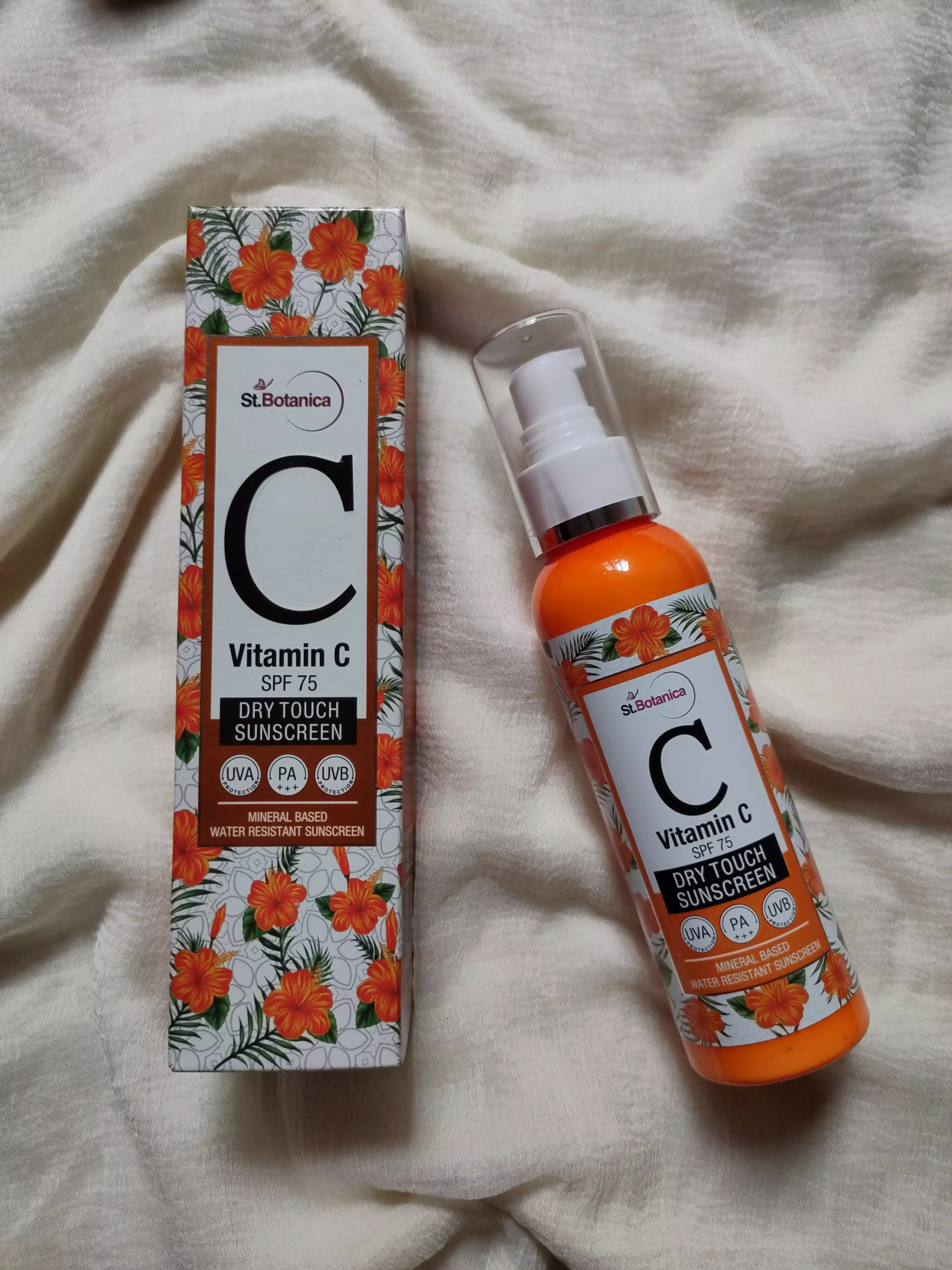 St.Botanica Vitamin C SPF 75 Dry Touch Sunscreen UVA UVB PA+++ Reviews, Ingredients, Benefits