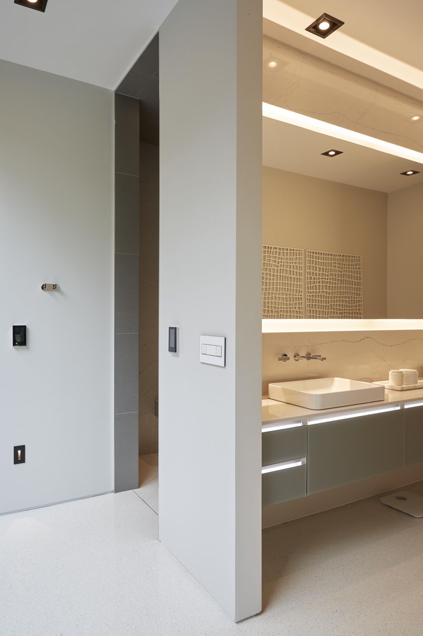 adorne® Mirror White 1Gang+ Screwless Wall Plate Wall Plates