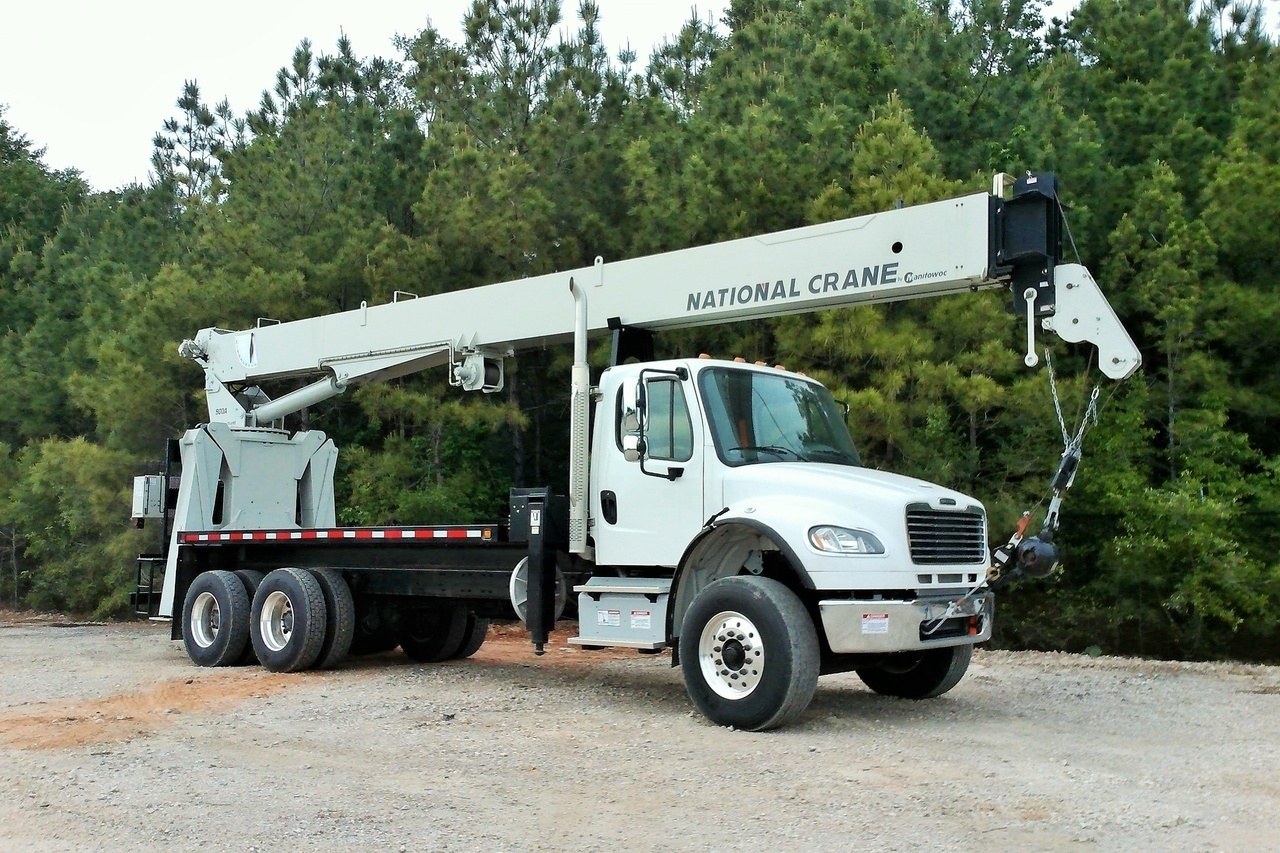 26 tons Boom Truck Rental Custom Truck One Source
