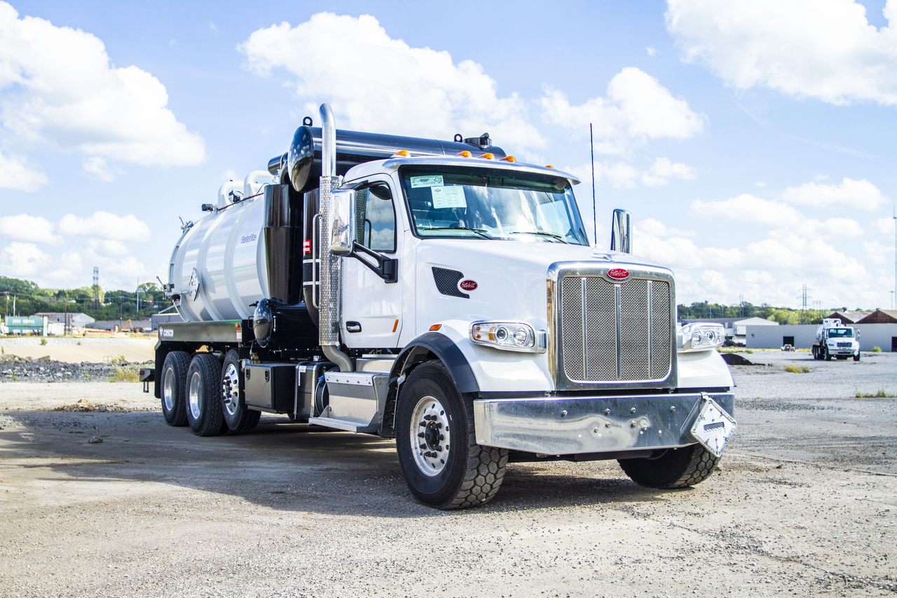 Environmental Vacuum Truck Rental Custom Truck One Source