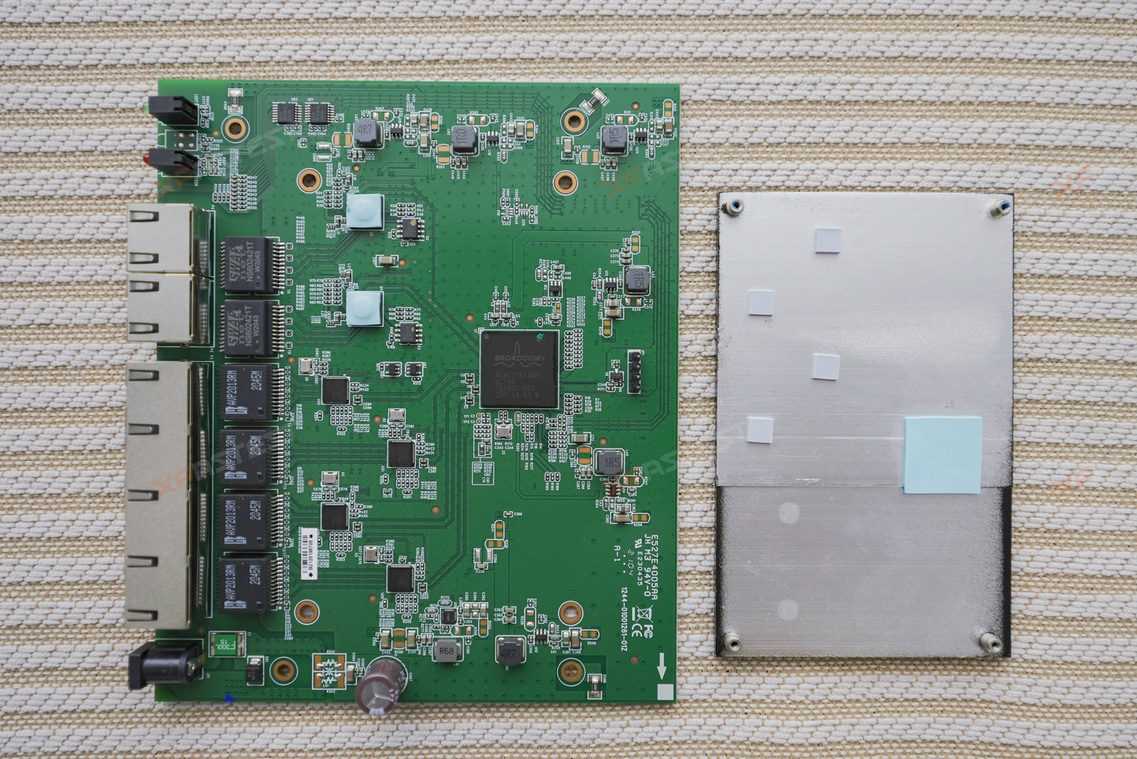 [XF 開箱] 工作室網絡升級之選 !! QNAP QSW-2104 系列 2.5GbE + 10GbE 混搭 Switch 交換器