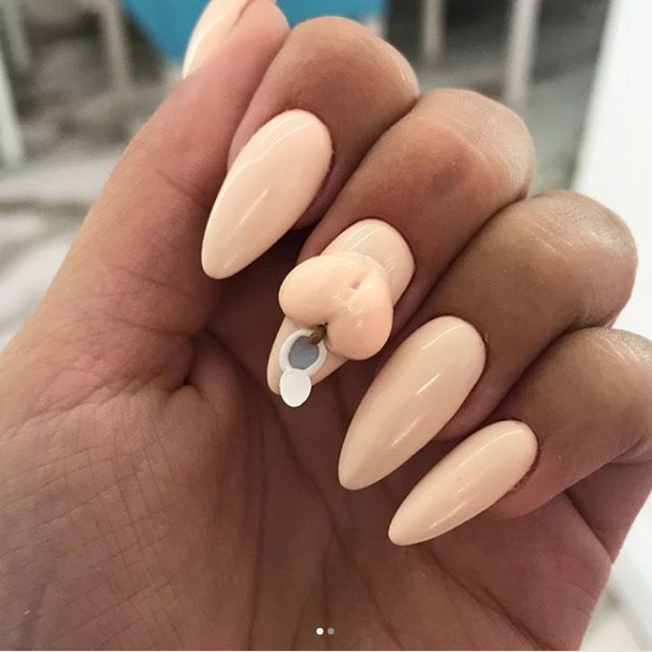 10 rarísimas uñas solo para valientes. Manicure para gente que está cansada de la normalidad