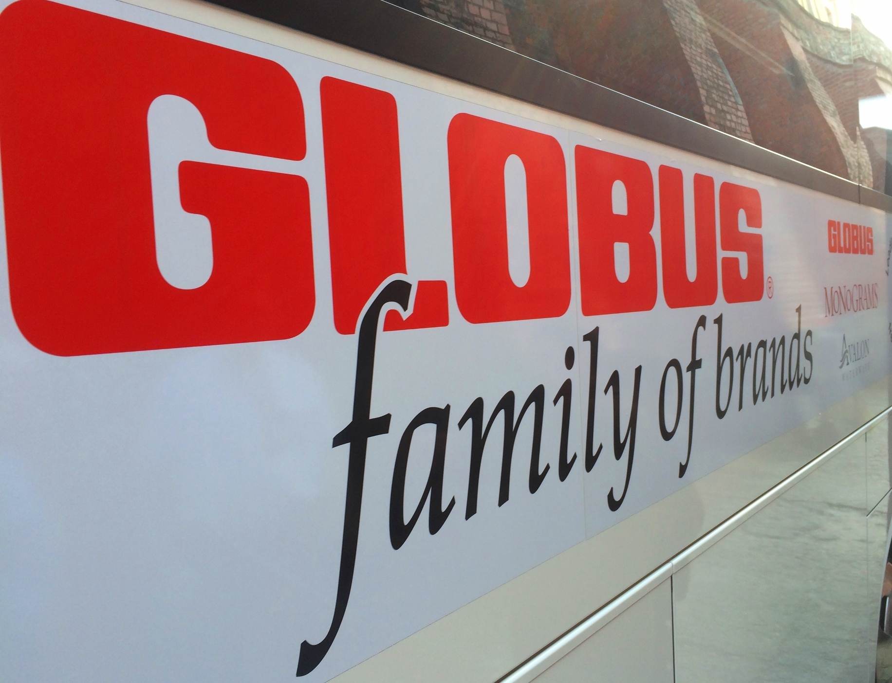 Globus Tours