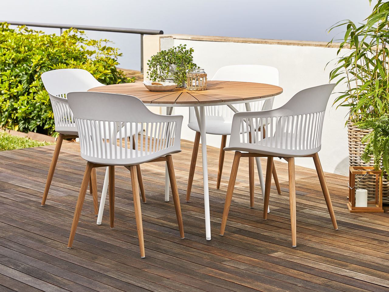 RANGSTRUP D110 natural/white + 4 RAVNEBAKKE chair white JYSK