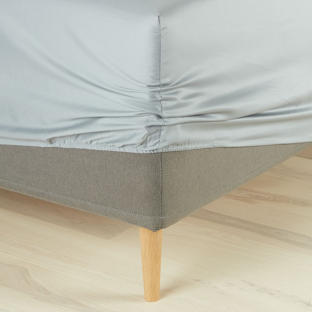 Sateen Fitted sheet TINE King light grey JYSK