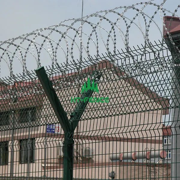 China Fixed Competitive Price Wrought Iron Fence B&Q Security Fence