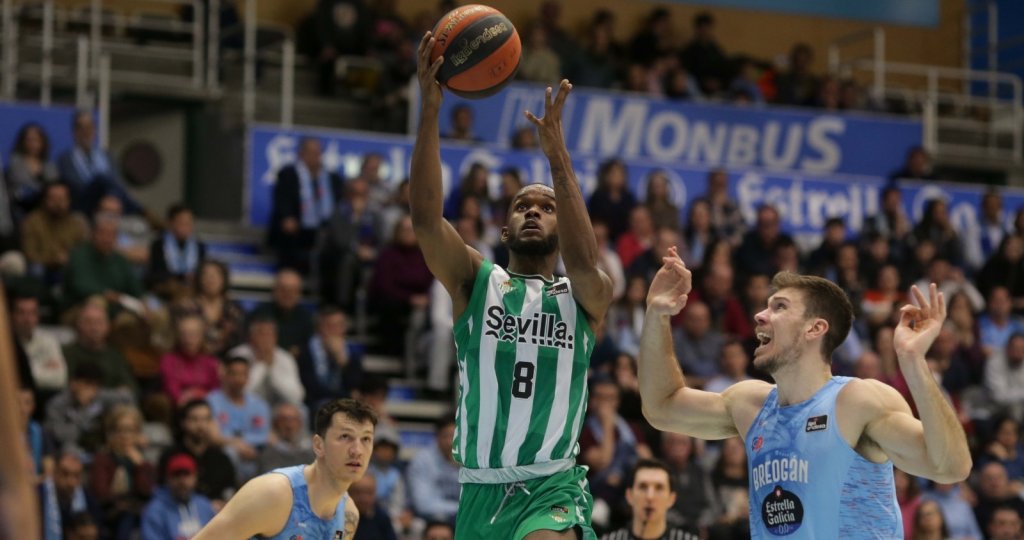 Jean Montero, mejor latinoamericano de la jornada