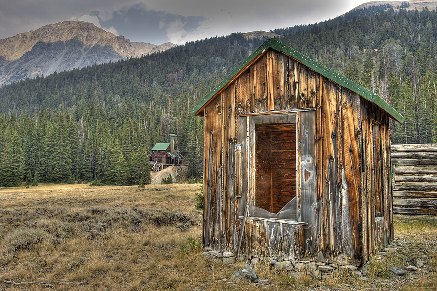 The Ghost Town of Kirwin, Wyoming Gold Mine HDR creme