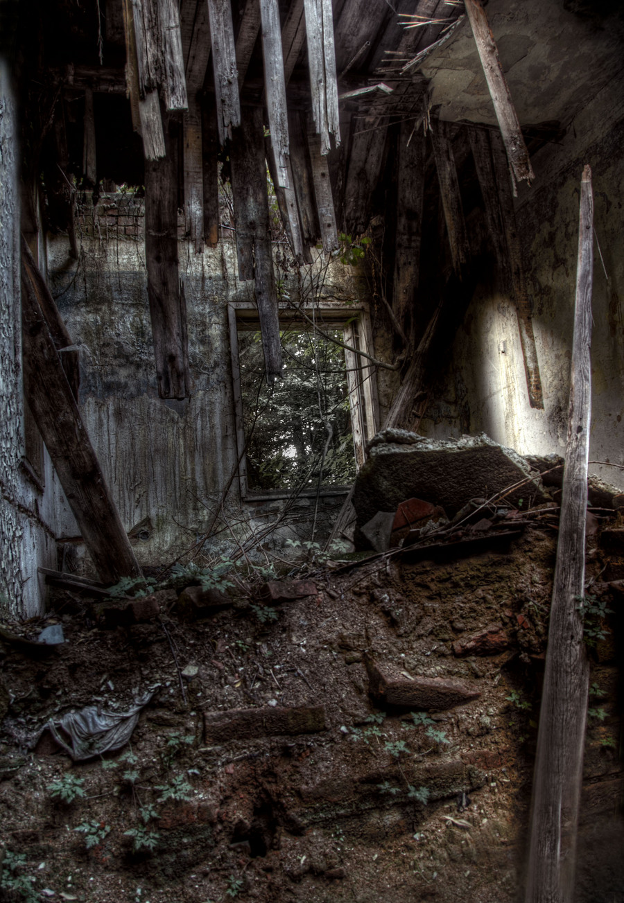 Derelict site hdrcreme