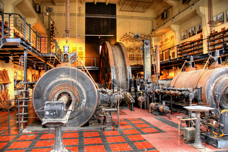 Machine Hall hdrcreme