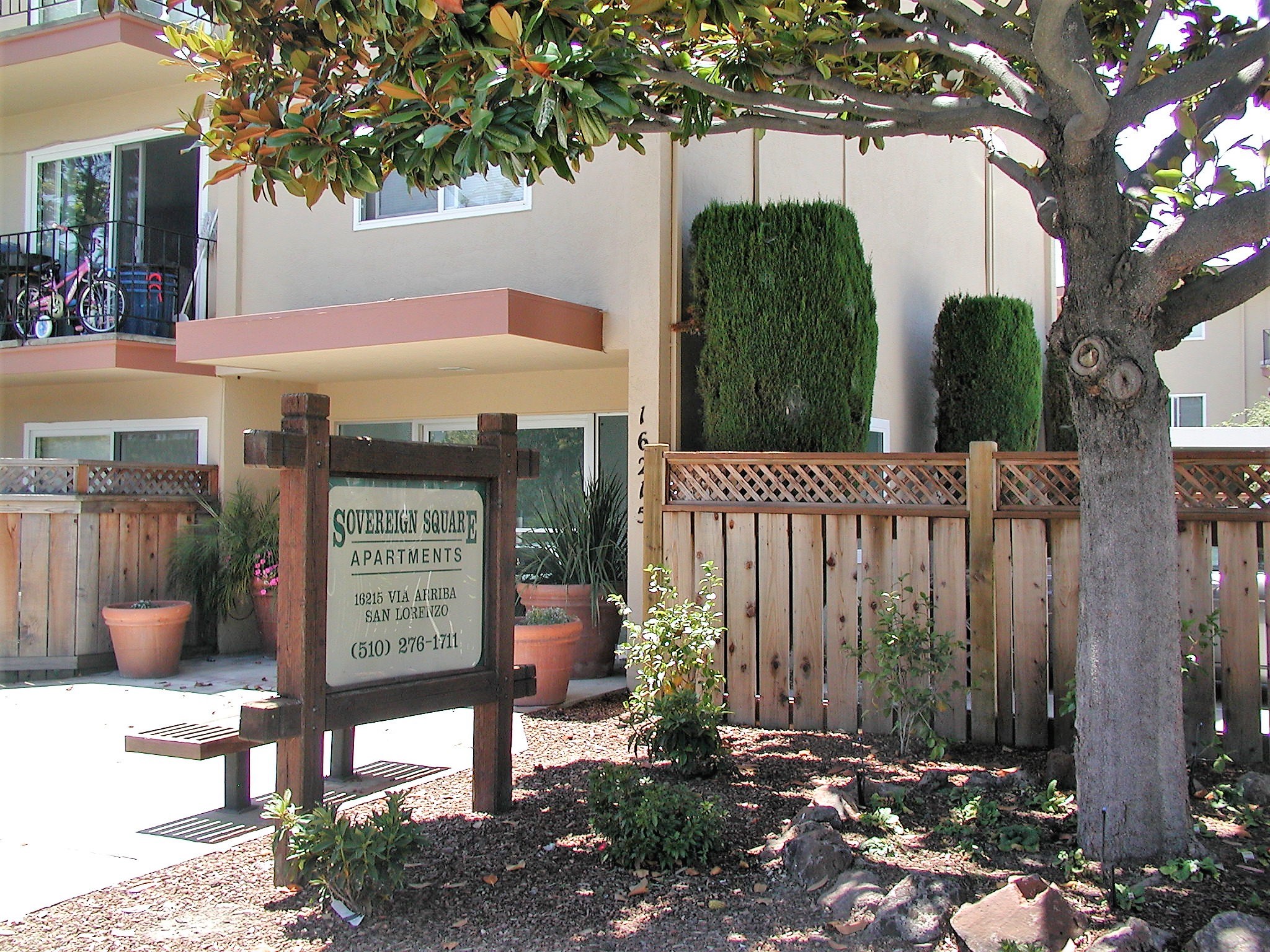 Sovereign Square Apartments, SOVEREIGN SQUARE APARTMENTS 16215 VIA