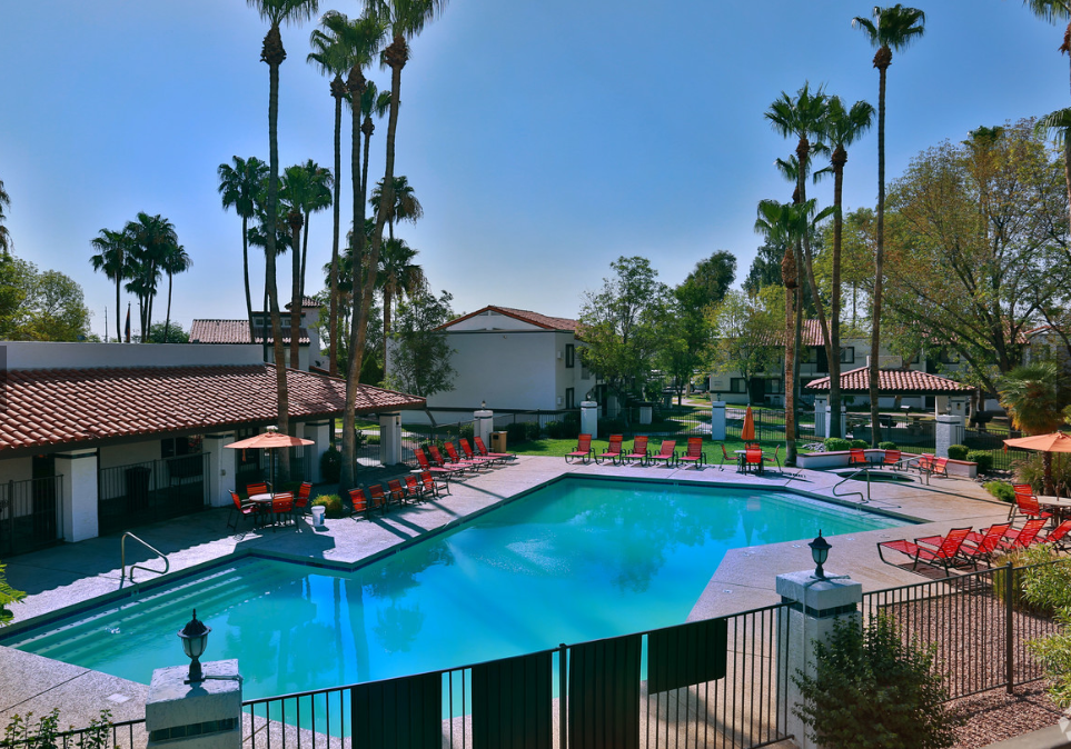 Crosswinds Apartments, 868 S Arizona Ave, Chandler, AZ