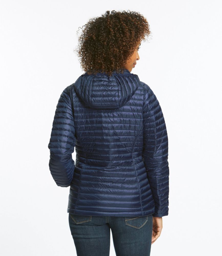 Women’s Ultralight 850 Down Sweater Hooded Jacket