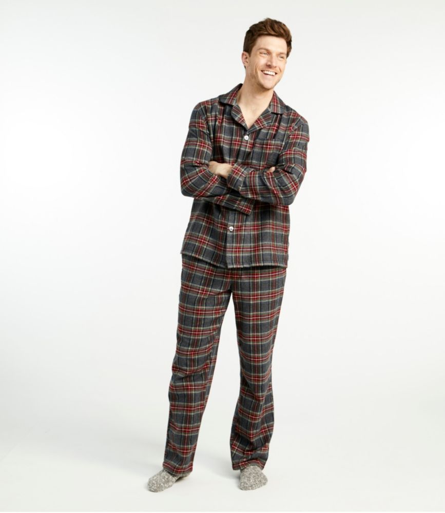 Do people really sleep in pajamas? Sherdog Forums UFC, MMA & Boxing