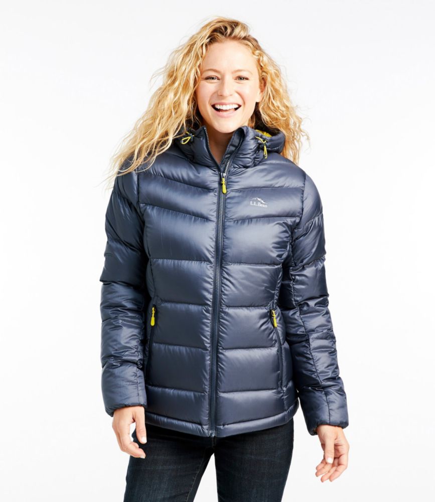 Women's Ultralight 850 Down Big Baffle Hooded Puffer Jacket Insulated
