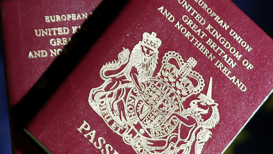 Brexit blues? Britain's burgundy passports to get oldschool makeover — RT UK News