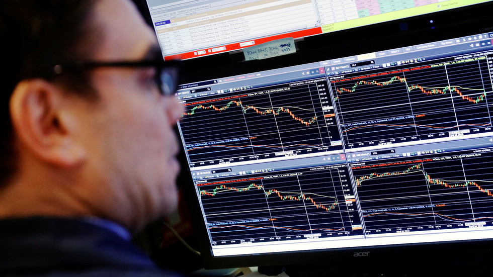 However, the institutions dropped the baton and refused to complete the rally which caused the market for btc to drop by over 70%. 2018: Japan's Nikkei crashes 5% as US markets see worst December ...