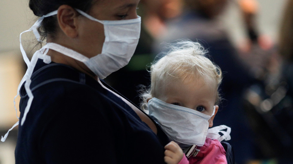 First baby dies in the US after coronavirus diagnosis — RT
