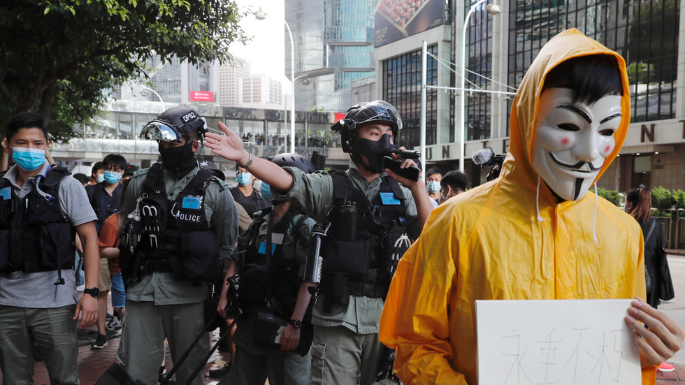 Beijing says it ‘resolutely opposes’ US &amp; G7 meddling in Hong Kong